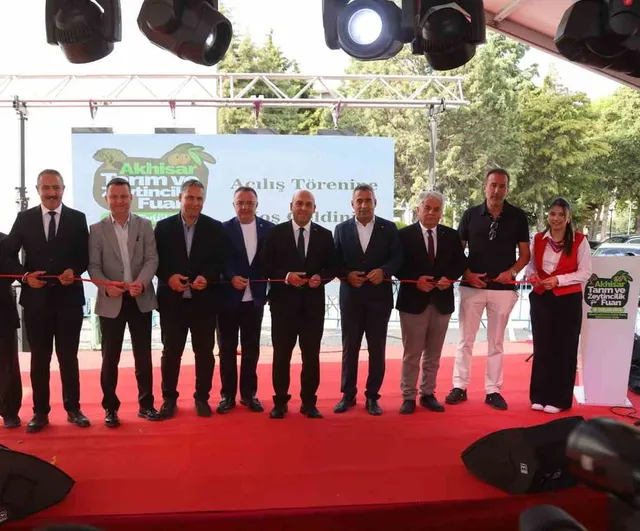 Akhisar'da tarım ve zeytincilik fuarı üretim ve teknolojiye odaklandı