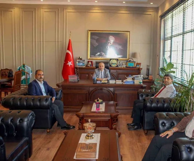 Anamur’dan iki din görevlisi müftülüğe yükseldi