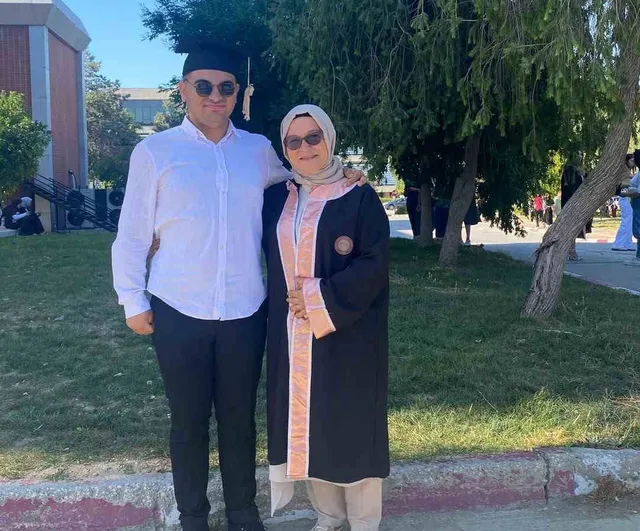 Annesinin inatla başlattığı eğitimle konservatuardan mezun olan otizmli müzisyen Ertuğrul