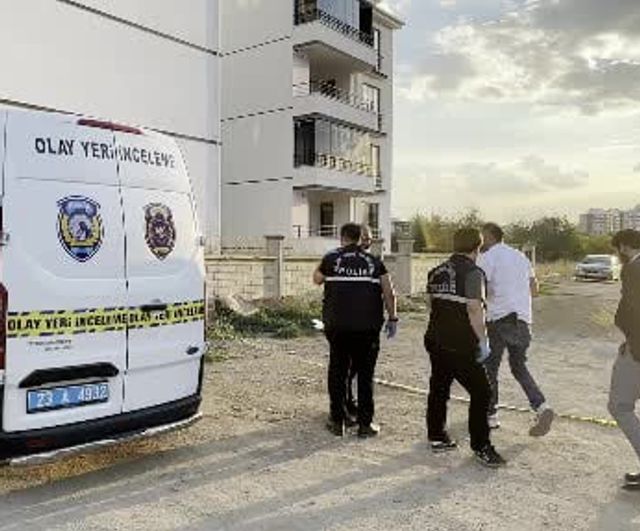 Ataşehir'de sokağa sıçrayan tartışma silahlı kavgaya dönüştü