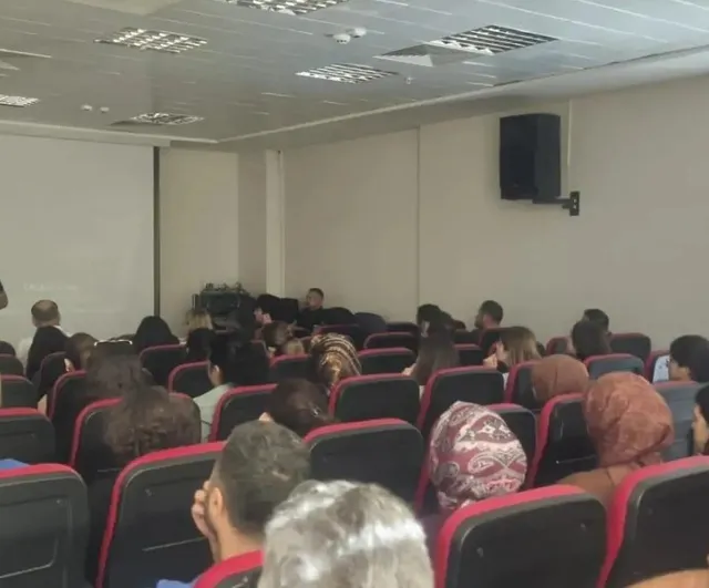 Ayancık'ta sağlık çalışanlarına yönelik güvenli çalışma kültürü inşa ediliyor