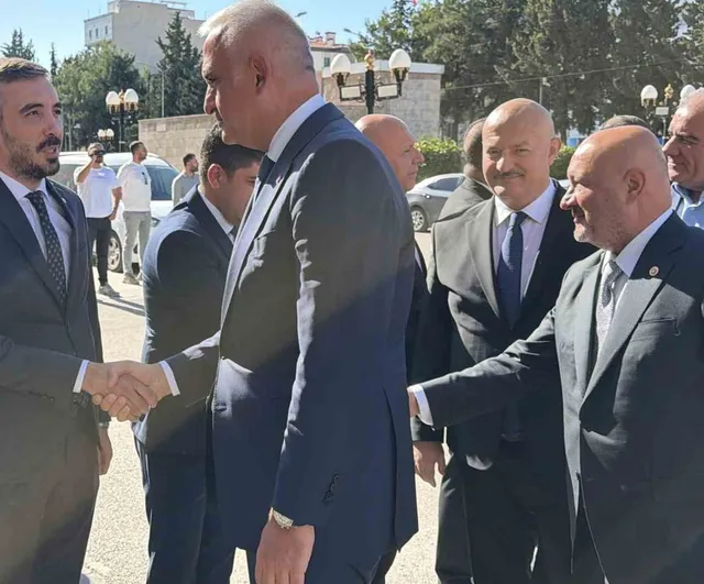 Bakan Ersoy Adıyaman'da kültür ve turizm yatırımlarını masaya yatırdı