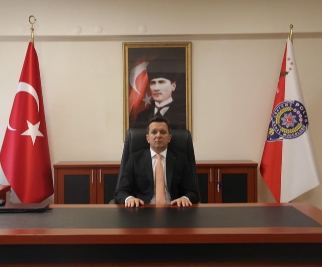 Bayburt il emniyet müdürlüğünde görev değişikliği: Erkol Çorum'a, Karaduman Bayburt'a