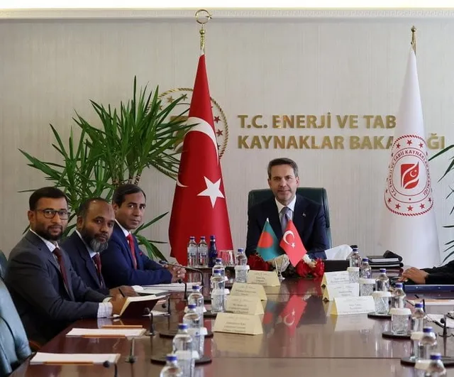 Bayraktar ve Bangladeş büyükelçisi enerji iş birliğini derinleştirme sözü verdi
