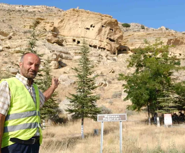 beş katlı kaya yerleşimi manazan mağaraları hafta sonları ilgi odağı