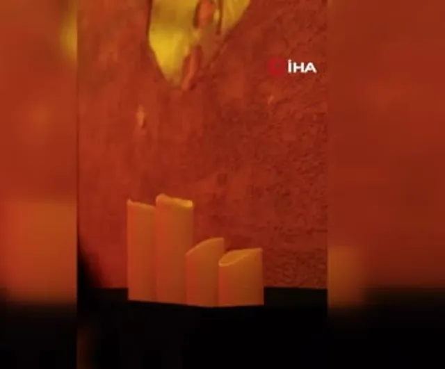 Beyoğlu'nda hologramla canlanan Mozart: yaşamı ve eserleri sahnede