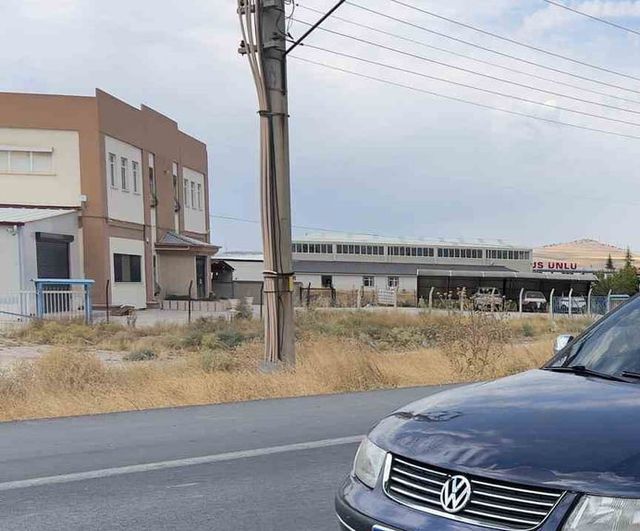 Bolvadin'de tali yol çıkışında çarpışma: bir kişi yaralandı