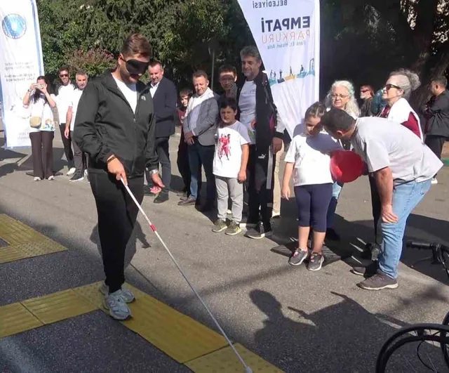 Bursa'da hareketlilik haftası coşkusu Heykel'de hayat buldu