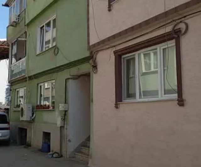 Bursa Osmangazi'de yalnız yaşayan yaşlı çift evinde ölü bulundu