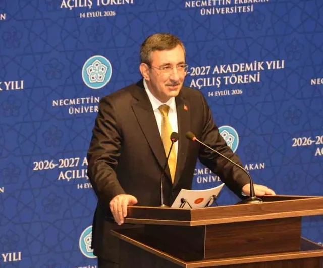 Cevdet Yılmaz uyarıyor: dijital yetkinlik sosyal bağları gölgelememeli