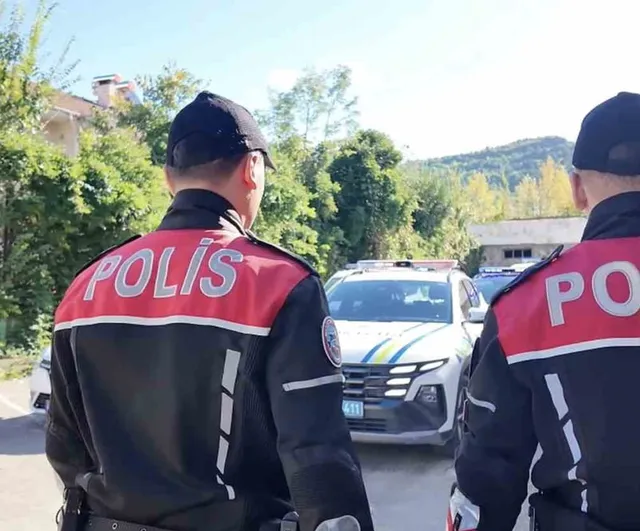 Cide'de huzur için geniş kapsamlı denetim: 690 kişinin kimliği sorgulandı