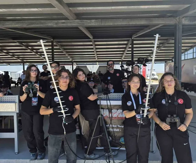 Çivril'den aksaray'a: ULGEN roketi TEKNOFEST finalinde başarılı uçuş gerçekleştirdi