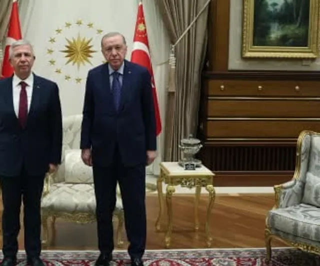 Cumhurbaşkanlığı'nda kameralardan uzakta: Erdoğan ve Yavaş görüştü