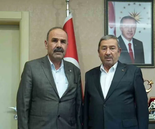 Darende'de uyum mesajı: Alican Bozkurt'tan Zeki Bozkurt'a hayırlı olsun ziyareti