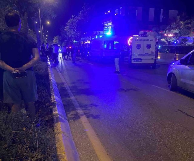 Denizli'de kafe önünde silahlı çatışma: Merkezefendi'de ölü ve yaralılar