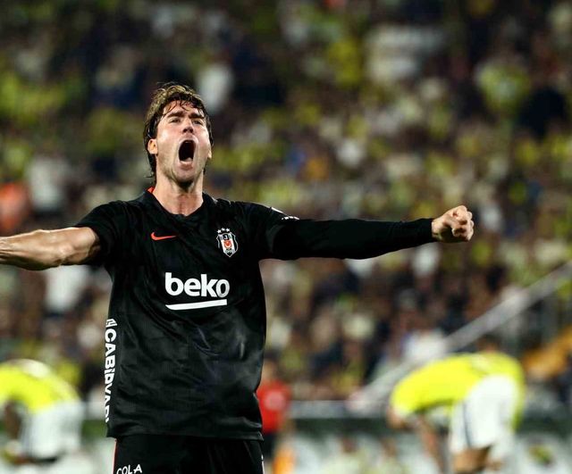Dusan Vlahovic derbide sahne aldı, Beşiktaş 2-1 kazandı
