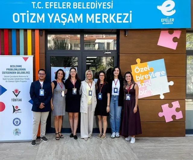 Efeler’de otizmli çocuklara çok disiplinli beslenme eğitimi
