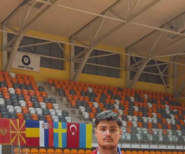 Elazığlı sporcu Ali Asaf Çiçek Avrupa kuraşında gümüş kazandı