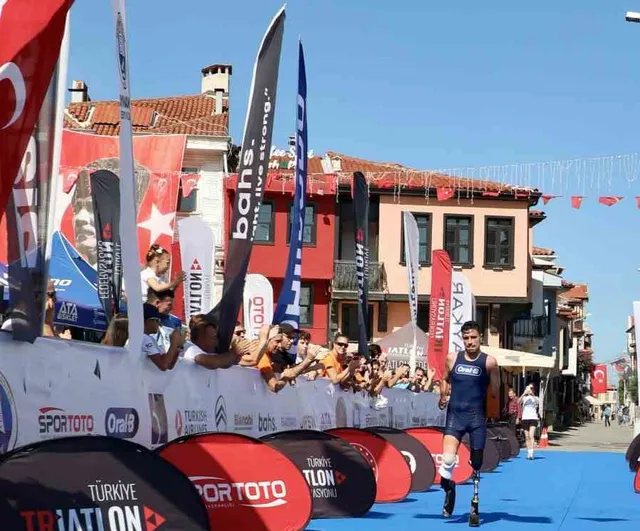 Engelleri yarışa çeviren sporcu: Muhammed Ali Aydın Mudanya'da parkuru tamamladı