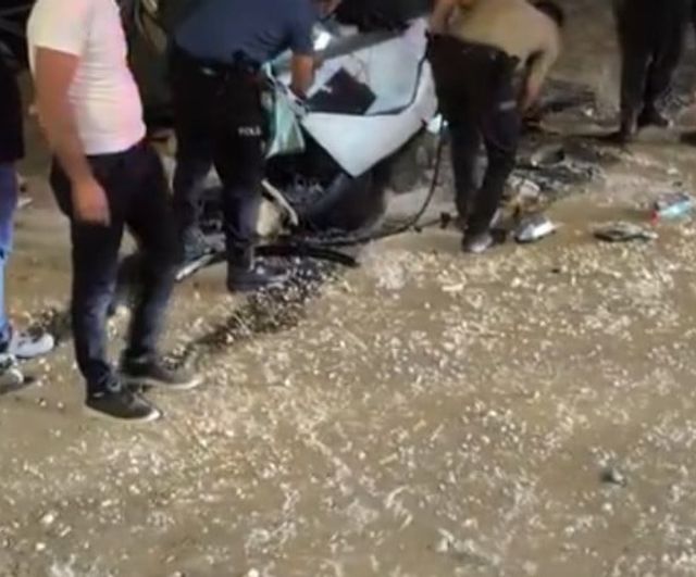 Erciş yeni sanayi çevresinde kontrolünü kaybeden otomobil takla attı, sürücü ağır yaralandı