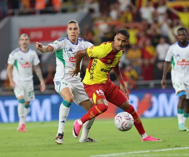 Erken golle Göztepe devreyi 1-0 önde kapadı