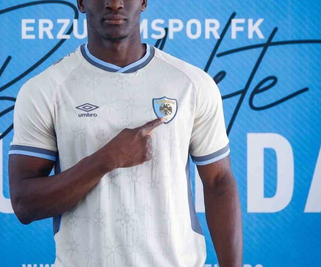 Erzurumspor FK transferde kapsamlı kadro dönüşümüyle Süper Lig'e hazırlanıyor