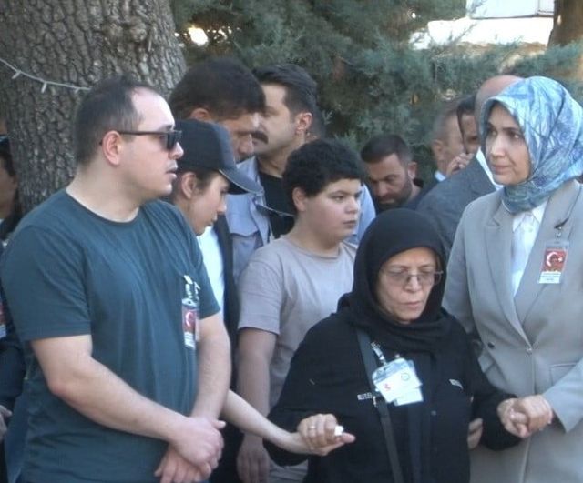Esenyurt'ta denetim sırasında hayatını kaybeden trafik polisi uğurlandı