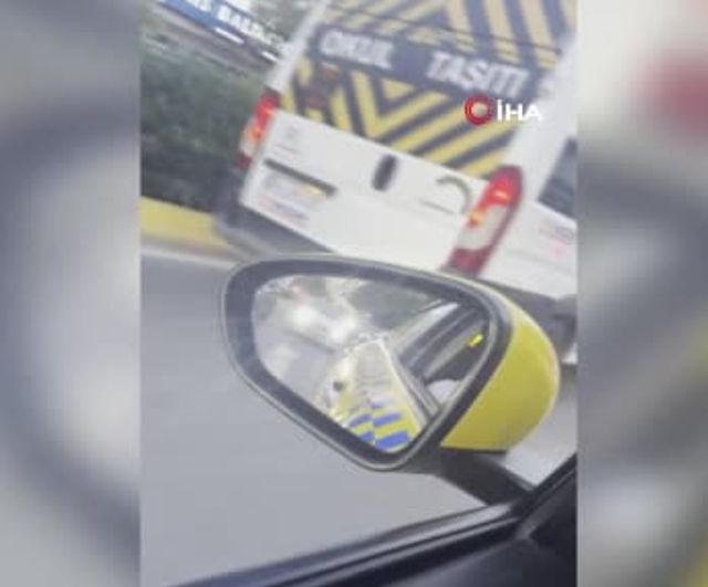 Esenyurt'ta sokak ortasında arbede: taksi camına yumruk, sürücüye darp