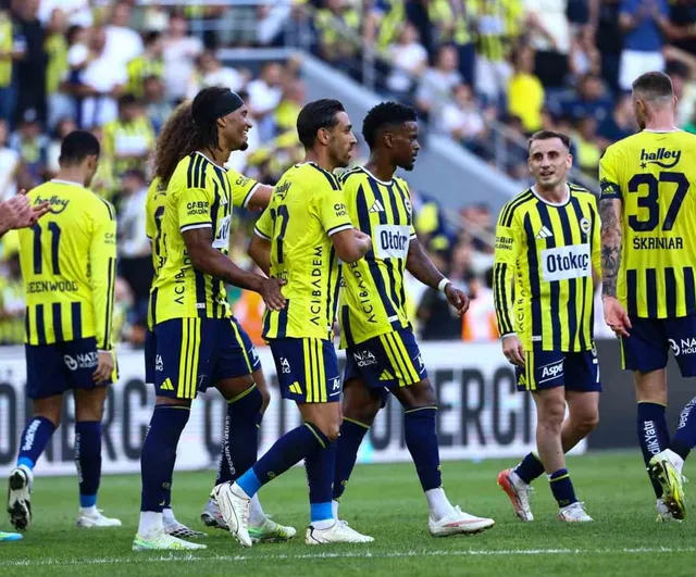 Fenerbahçe derin bir nefes aldı: Eyüpspor'u 8-0 yendi