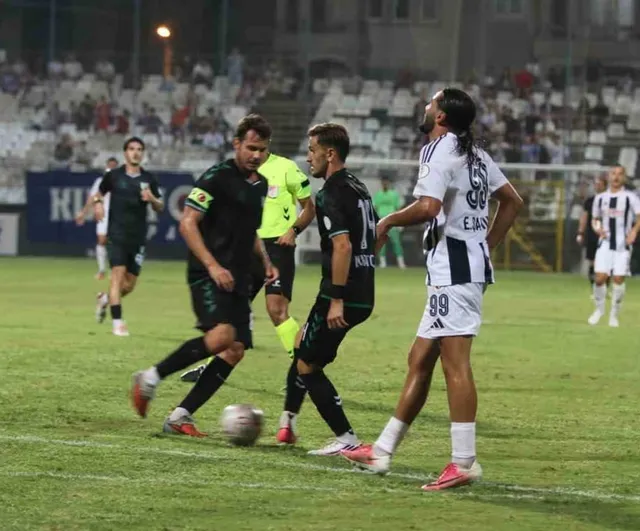 Fethiye'de tek goller yetmedi: Fethiyespor ile 12 Bingölspor 1-1