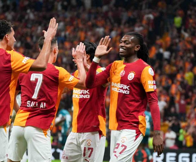 Galatasaray hasreti sona erdi: Kocaelispor'u 2-0 yendi