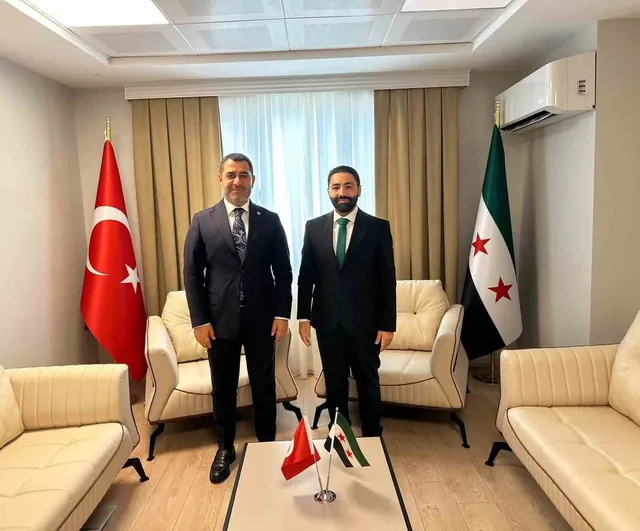 Gaziantep'te diplomasi köprüsü: Bozgeyik'ten Suriye Başkonsolosluğu'na hayırlı olsun ziyareti