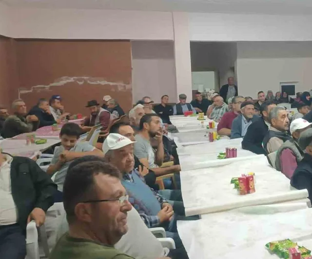 gece eğitiminde sağım hijyeni ve 2026 destekleri üreticilere aktarıldı