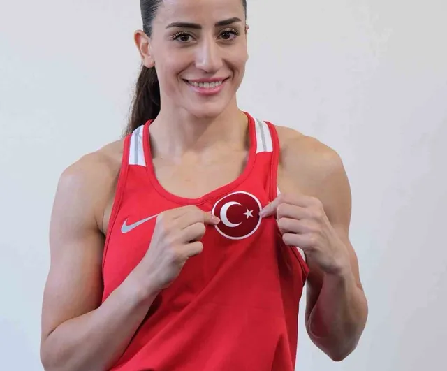Gizem Özer Sofya'da yarı finalde elendi ve bronzla döndü