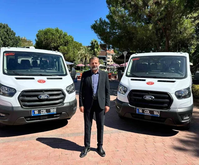 Gürsu Belediyesi sahadaki hizmeti güçlendirmek için filoya iki araç daha kattı