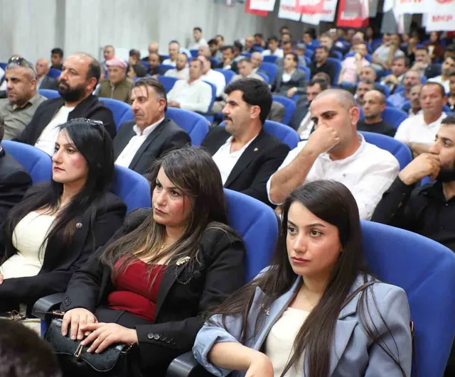 Hakkari'de birlik vurgusu: Fatih Öztepe güven tazeledi