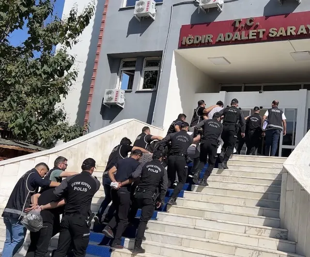 Iğdır merkezli organize suç çetesi 7 ilde çökertildi