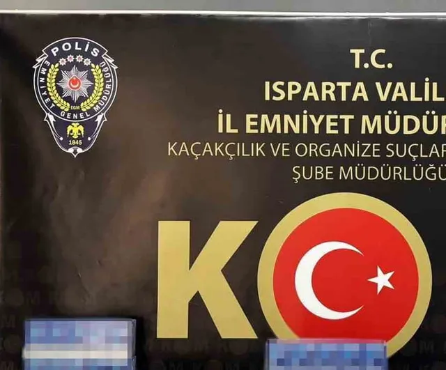 Isparta'da kaçakçılığa darbe: 300 paket sigara ele geçirildi
