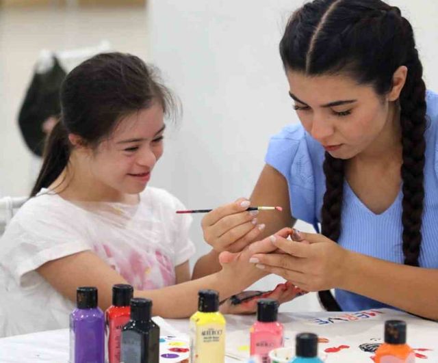 İz bırakan kalpler atölyesi Muğla'da çocukları ve aileleri buluşturdu