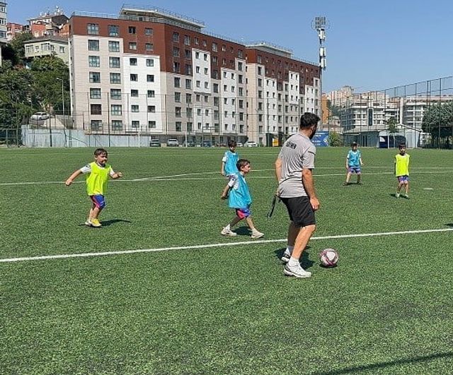 Kağıthane'de çocuklar 23 farklı branşta kış boyu sporla tanışacak