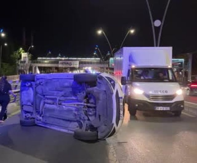 Kardeşin tesellisiyle sona eren Kayseri kazası: araç yan yattı, 1 yaralı