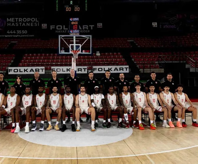 Karşıyaka'nın teknik kadrosu şekillendi: Nenad Markovic'in yardımcılıkları açıklandı