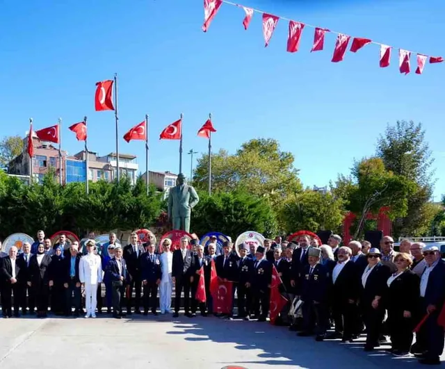 Kartal’da gaziler ve şehit yakınları dayanışma için buluştu