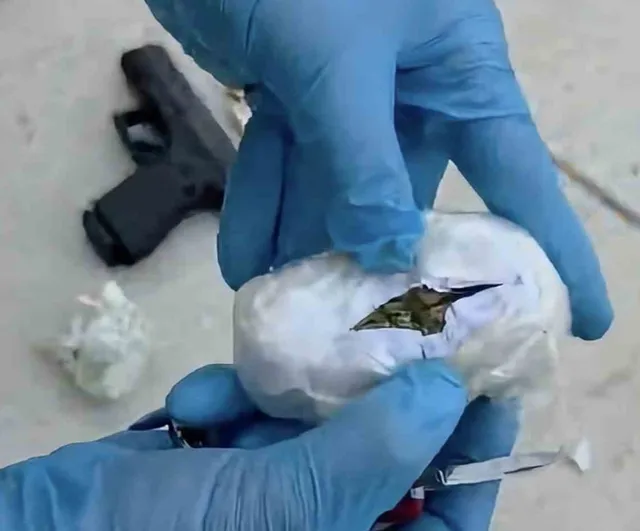 Kastamonu'da skunk, ecstasy ve ruhsatsız tabanca ele geçirildi; şüpheli gözaltında