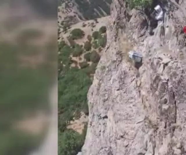 Kayalıklardan sarkan kovanlar: Palu'da arıcıların bahar mesaisi