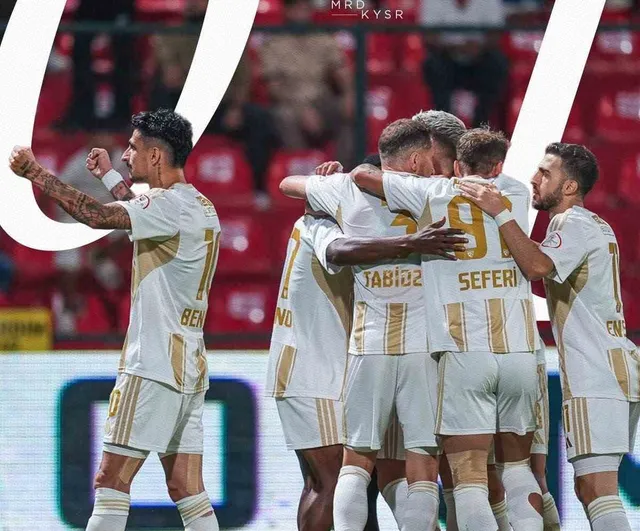 Kayserispor milli araya lider girerken yol haritasını korudu