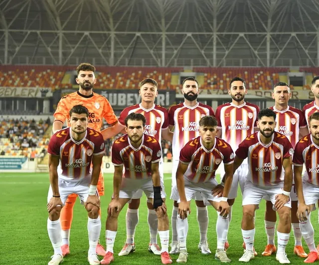 Koray Uzun erken açtı, Enes Nalbantoğlu iki golle maçı bitirdi