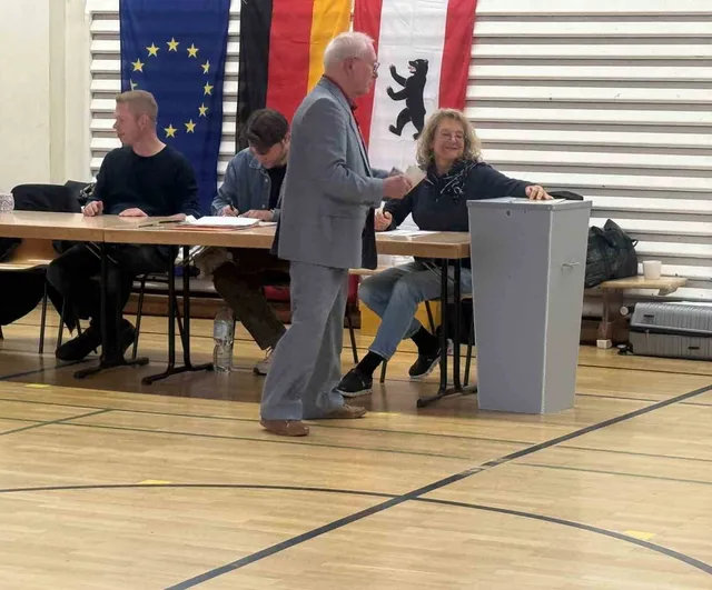 Kritik seçim günü: Berlin ve Mecklenburg-Vorpommern kararını veriyor
