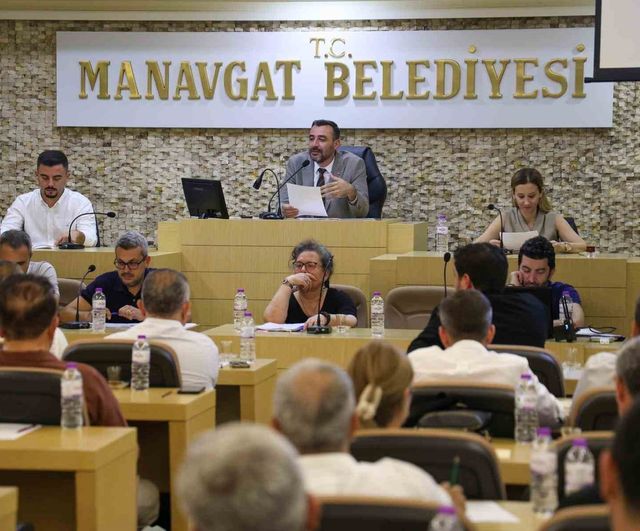 Manavgat için yol ve kıyı düzenlemesinde Antalya Büyükşehir ile iş birliği kararı