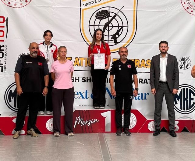 Manisa'dan tarihe geçen atış: İrem Denktaş 584 puanla olimpik kadroya girdi